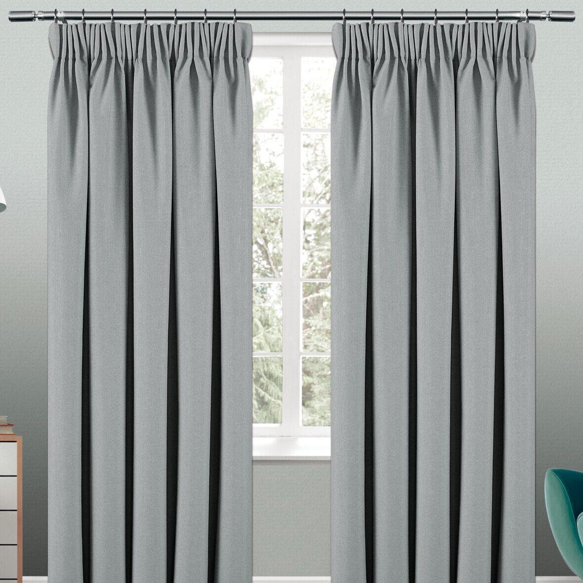 Pencil Pleat